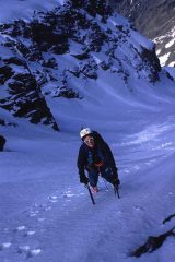 Stelvio sale lungo il Canalone NO del Redorta (23-5-1999)