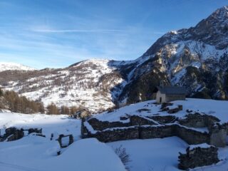 Cima del Bosco sullo sfondo