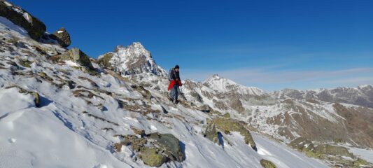 scendendo al colle di Luca..col Viso sullo sfondo..