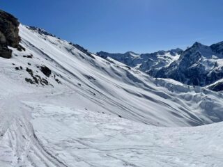 Dal colle del Morefreddo i pendii ovest del Ruetas