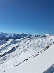 Comba di Vertosan, con neve primaverile 