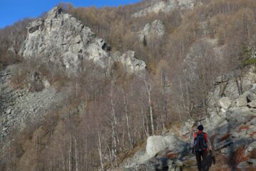 Salendo verso il colle Bè Mulè