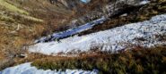 La lingua di neve che permette di scendere sulla strada