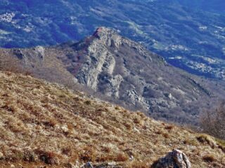 Zoom verso il bric Aguzzo