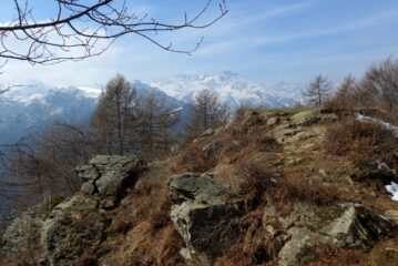 Il panorama si apre sulla val d'Ala