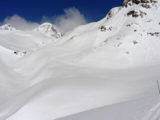 Verso la val Rossa in fondo il traverso