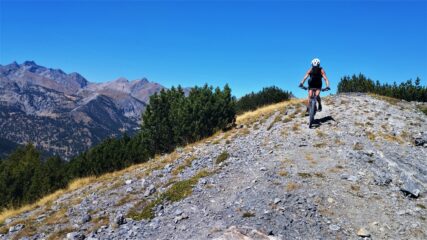 Il brevissimo tratto di discesa in dorsale