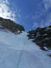 Pierre sul secondo tiro della cascata a inizio via