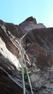 Torre di Babele sul filo dello spigolo la piu' estetica e interessante a livello medio di difficolta..