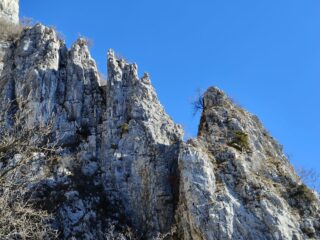 Torioni lungo il valberde