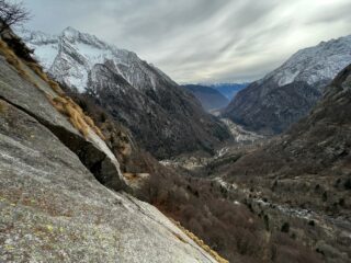 Panorama sulla Valle dalla sosta di L3.