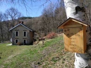 Salendo al Monte Casto.