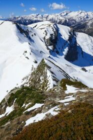 La cresta SO verso il colletto Campanin