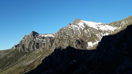 la rocca Patanua salendo all'Adois da Ovest..