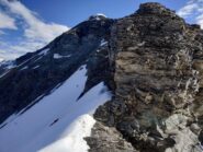 Verso la cima vera dal colletto all'uscita del canale.