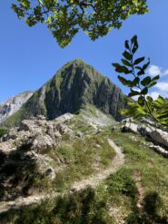 Versante sud del monte Macina