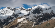 Vista dalla bocchetta. 
Cresta che separa dalla comba del Lazin