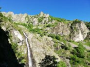 Cascata in basso