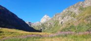 Salendo verso il Benevolo con la Granta Parei che sarà la costante del giro