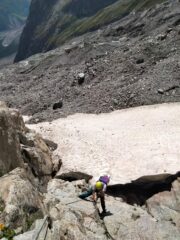 In discesa nevaio sul ghiacciaio del Freney