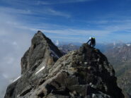 Verso i Jumeaux, sullo sfondo la Guin appena salita