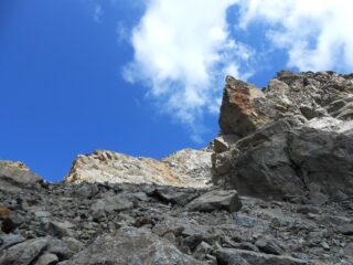 A sinistra verso il Passo del Corborant