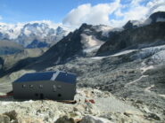 Vista dei Breithorn dalla Rothornhuette