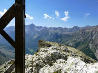 In cima, vista sul plateau della Torre