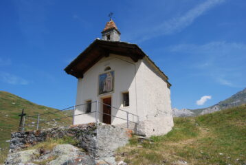 Santuario Madonna de la Salette scendendo sul sentiero 20