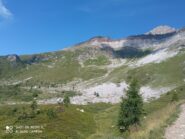 Sotto l'evidente cuspide del Wolfendorn (a destra) si vede la prima parte del traverso.