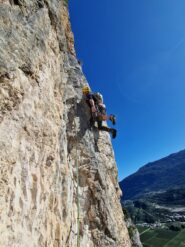 diedro del 5 tiro - dopo il passo delicato c'è una bella mano!