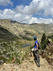 Scendendo verso il Lago del Colle di S.Anna 