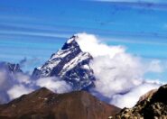 Dalla cima, nebbie sul bacino sud del Monviso