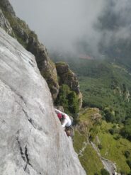 Padre in tachipnea in uscita dal tettino.