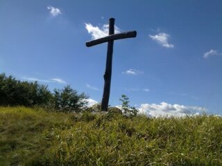 Croce di vetta posata dagli abitanti di Vicosoprano nel 2006.