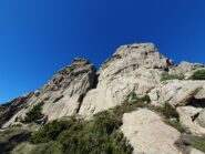 L'Acellucciu a sinistre e il colle dei genovesi tra le due cime