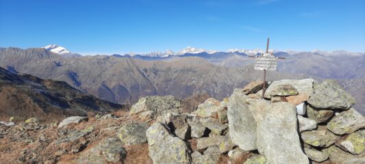 dal Monte Ciriunda Le Levanne e il Gran Paradiso