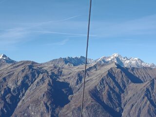 9 - Vista su Stellihorn (a sx), testata della Valle Antrona e gruppo del Weissmies dalla vetta