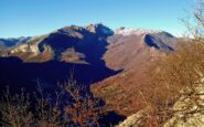 dalla cima vista sul Pizzo d'Ormea  e Antoroto